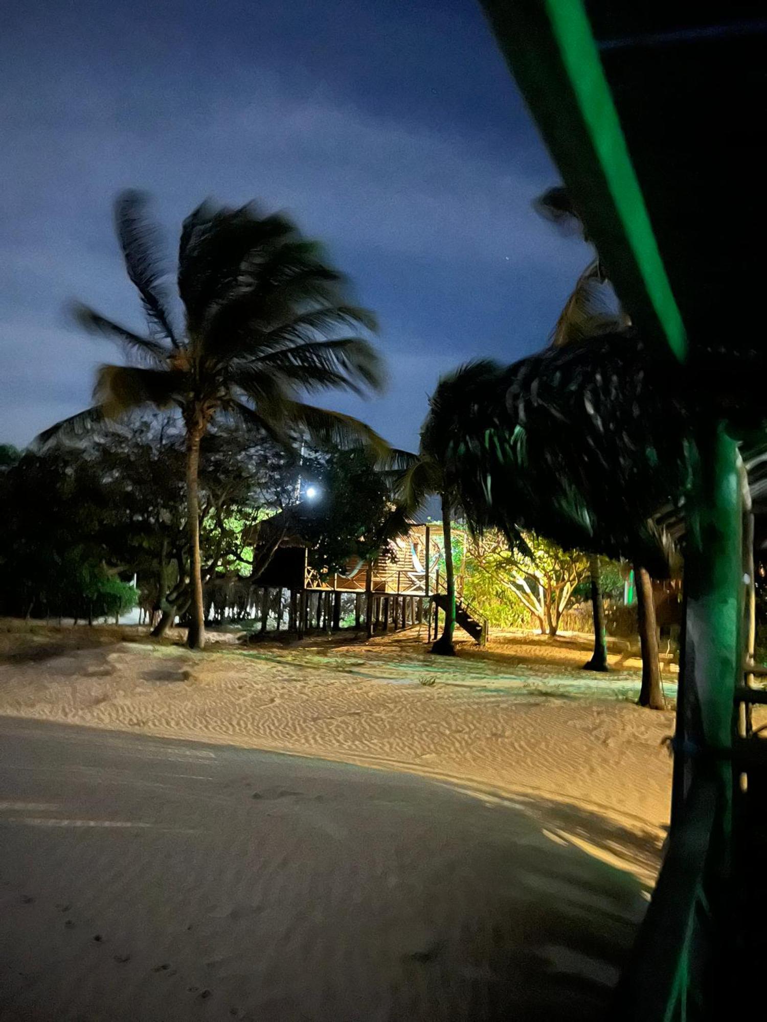 Atins Beach Chales Chalet Atins